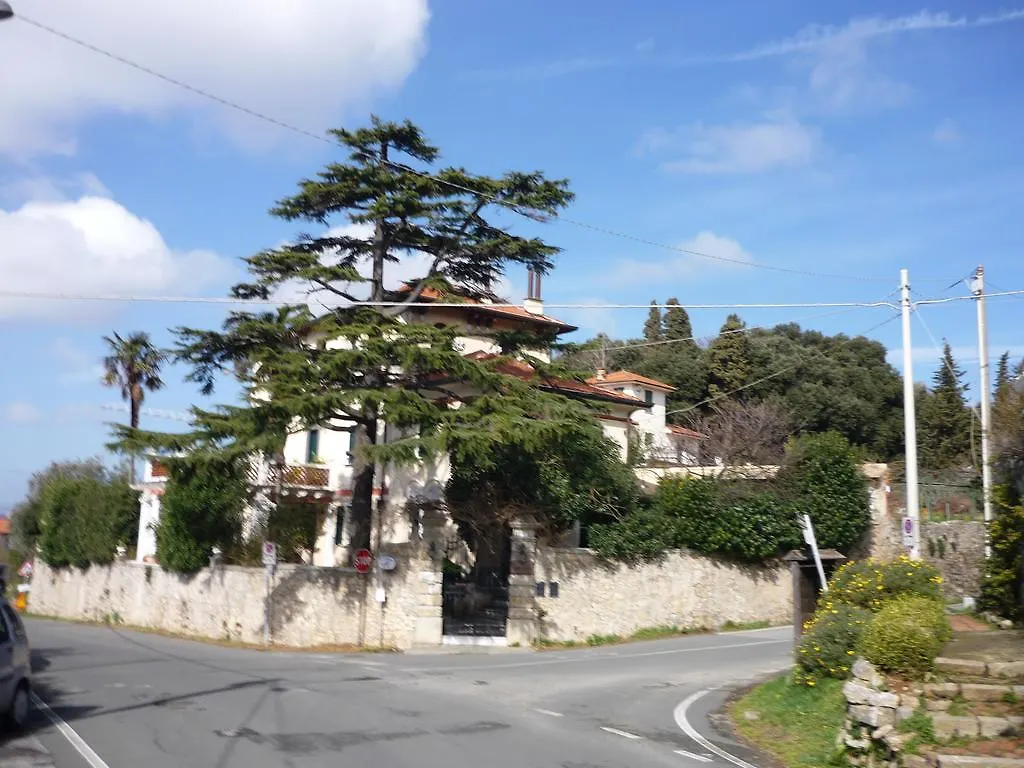 L'Antico Glicine Bed and Breakfast Lerici 0*,  Ιταλία