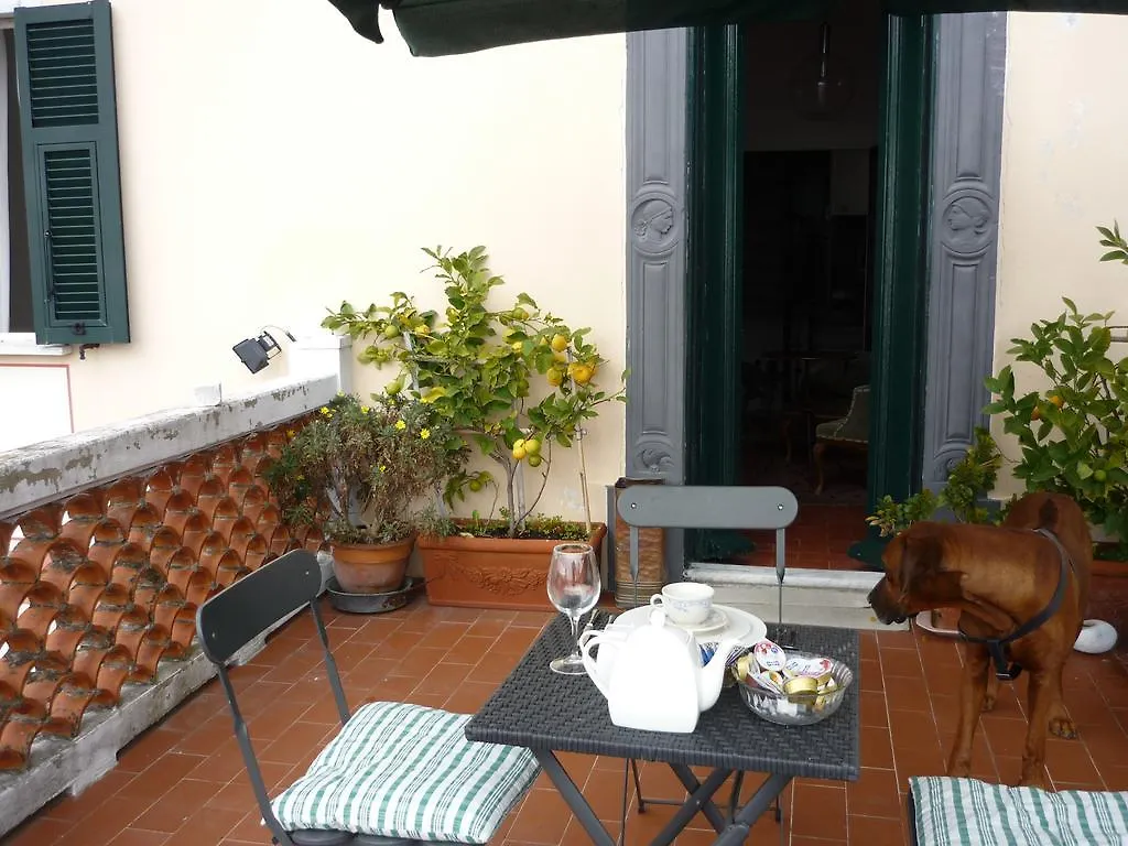 L'Antico Glicine Bed and Breakfast Lerici 0*,